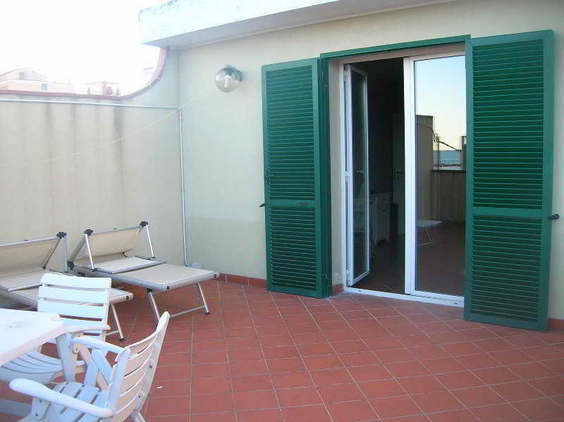 Hotel Delle Rose San Bartolomeo Al Mare Eksteriør bilde