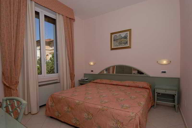 Hotel Delle Rose San Bartolomeo Al Mare Eksteriør bilde
